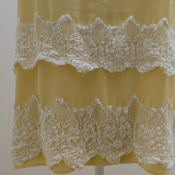 Ann Taylor LOFT Women Yellow Sleeveless Blouse Size S - Picture 5 of 6